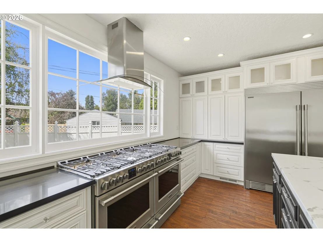 Photo of 1241 DIVISION ST