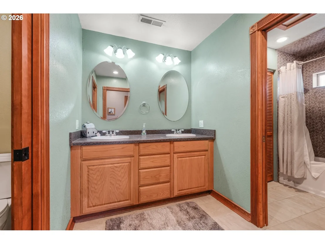 Photo of 216 TERRACE DR