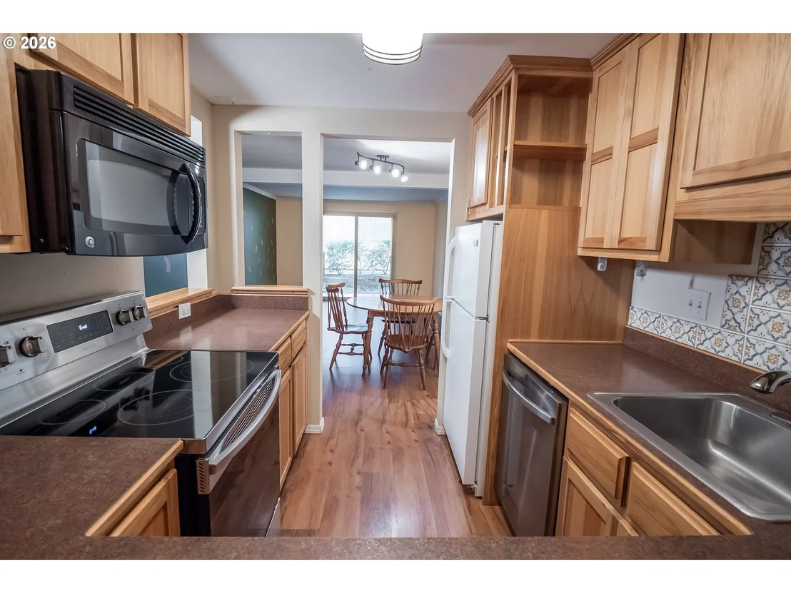Photo of Unit C at 4047 DONALD ST