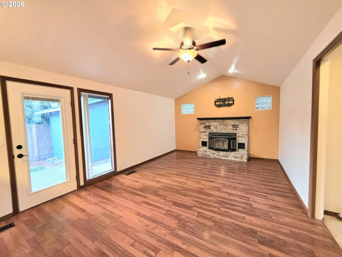 Photo of 2916 ELYSIUM AVE