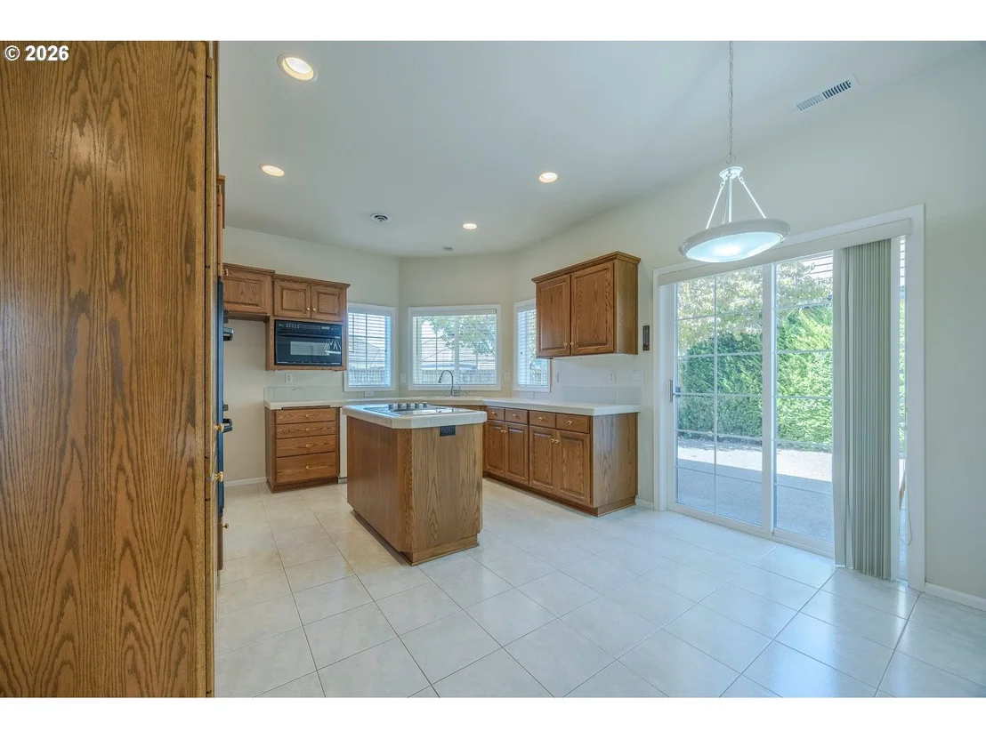 Photo of 3279 Lakemont DR