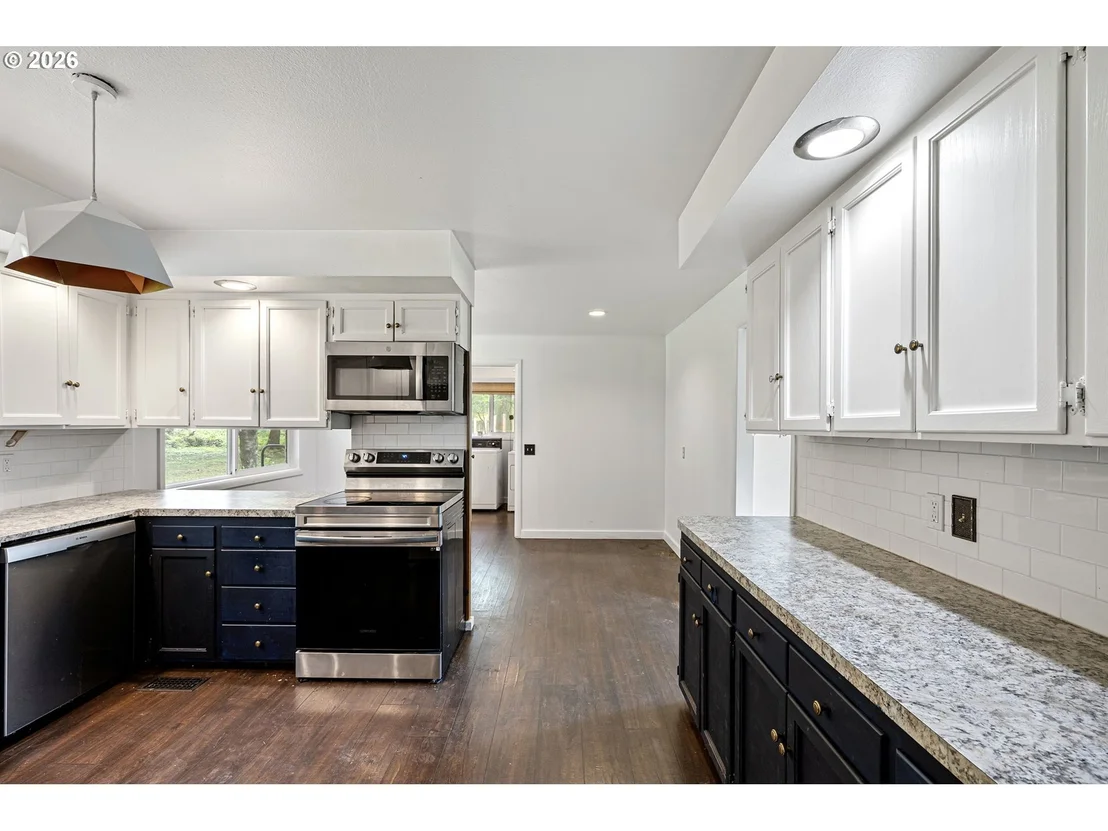 Photo of 28974 GIMPL HILL RD