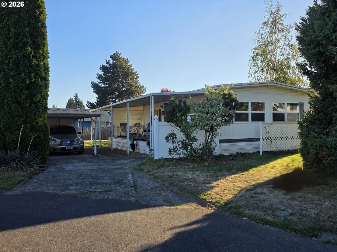 Photo of Unit 30 at 21016 SE STARK ST