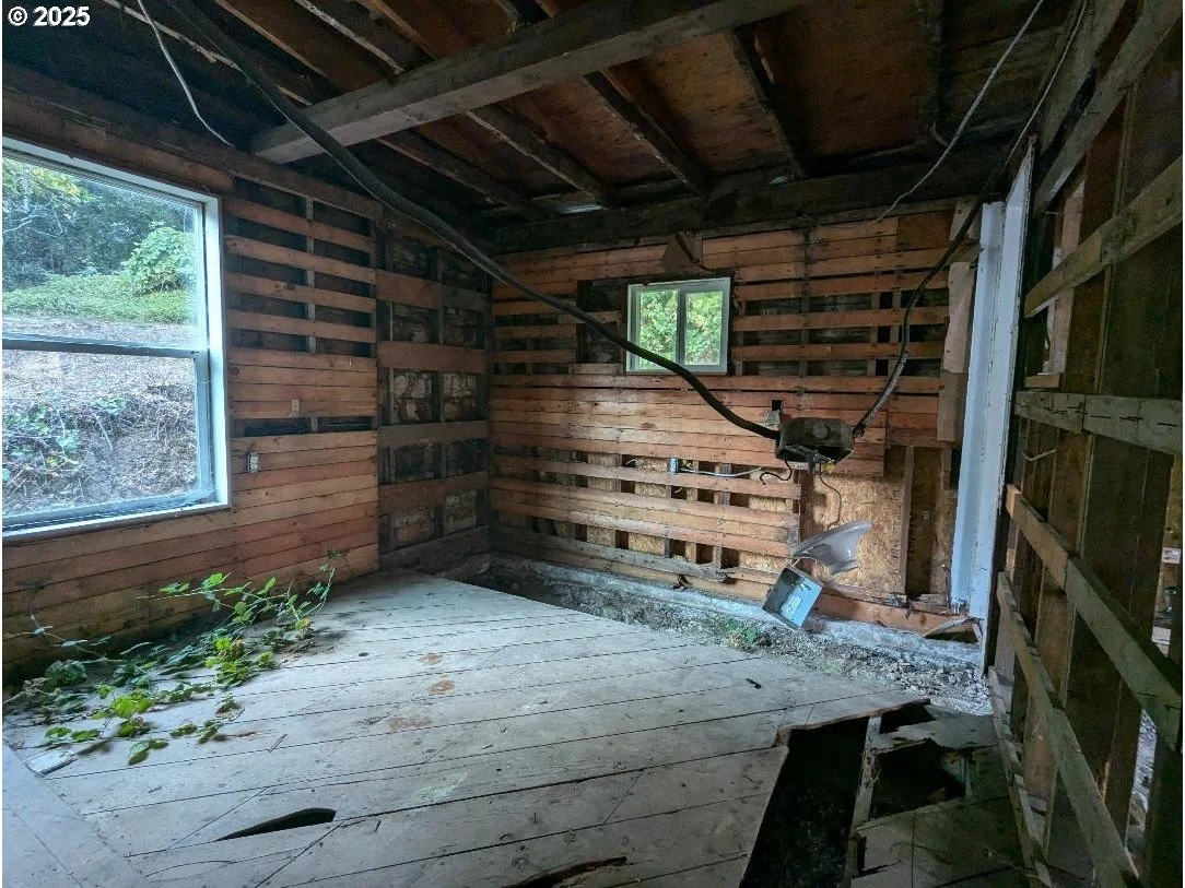 Photo of 48391 ROBERTS RD