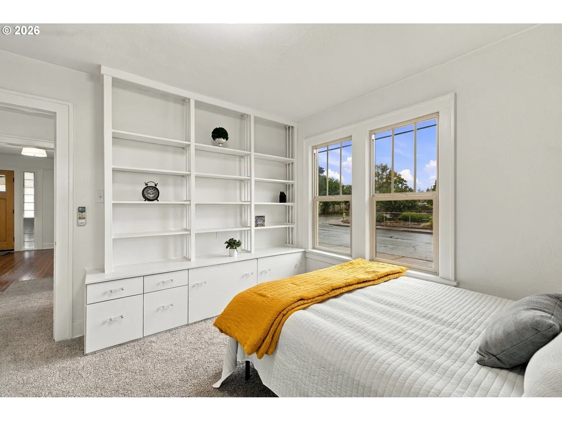 Photo of 352 W M ST