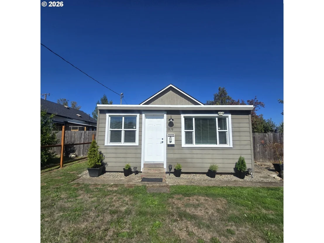 Photo of 1875 W 18TH AVE