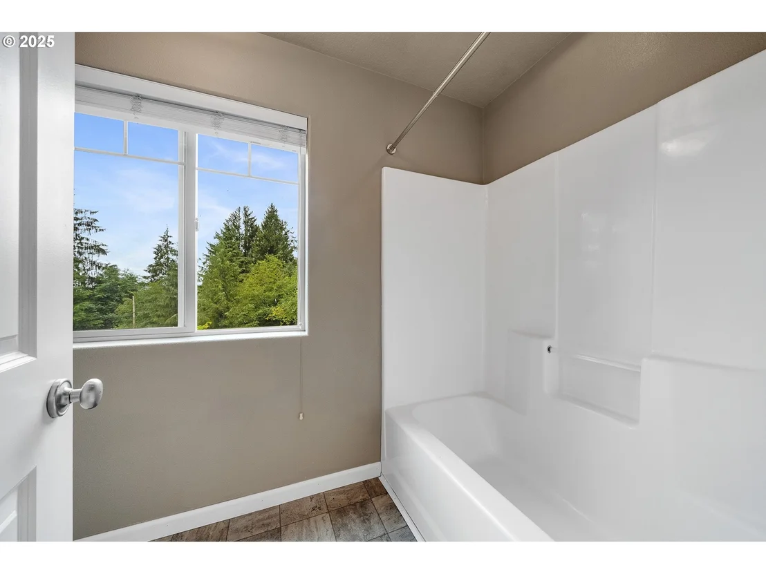 Photo of 3355 HUBERT RD