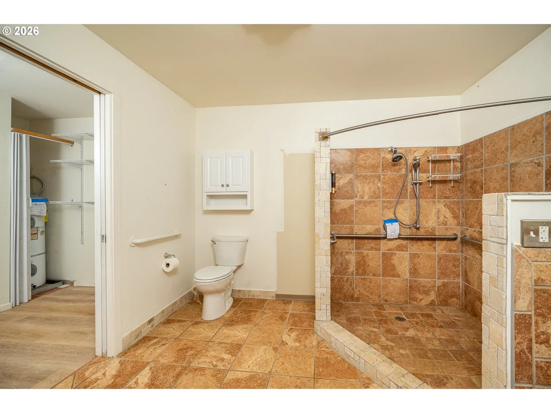 Photo of 792 CLONE AVE