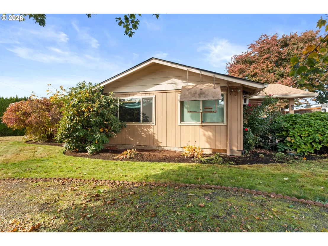 Photo of 475 PINEDALE AVE