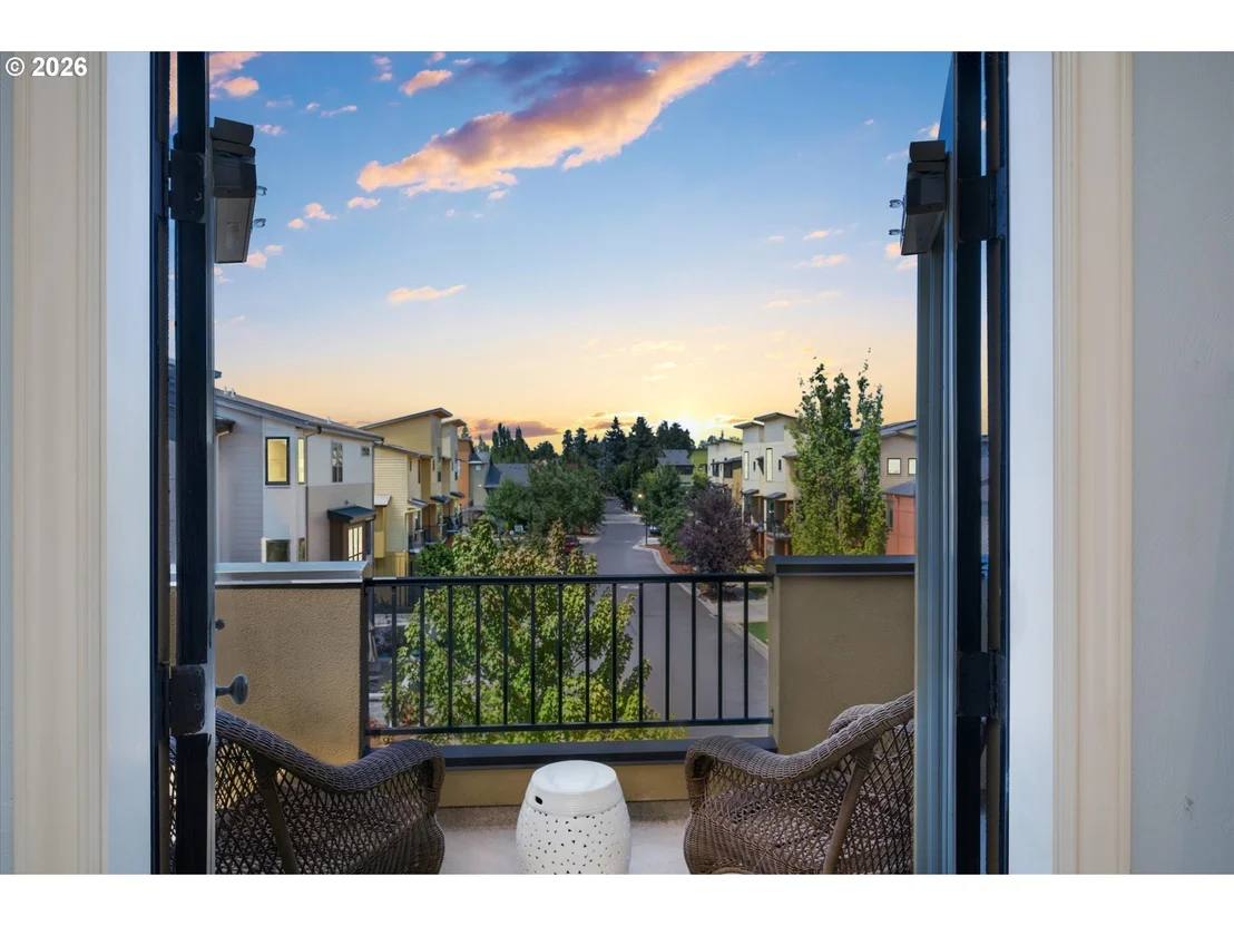 Photo of 2883 LORD BYRON PL