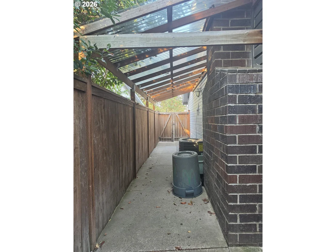 Photo of 2916 ELYSIUM AVE