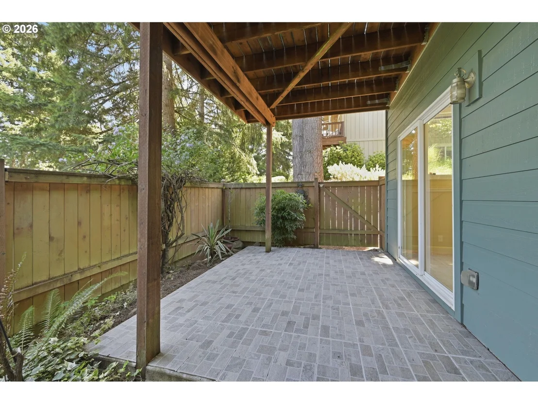 Photo of 3335 BENTLEY AVE