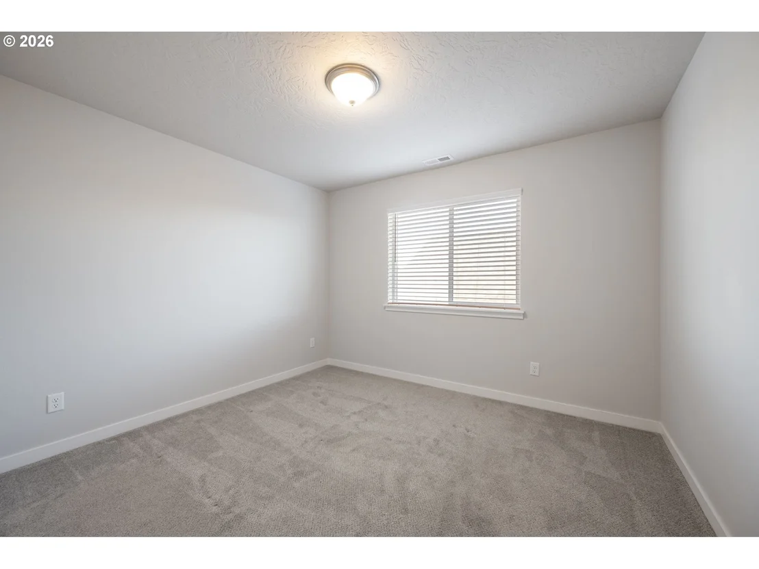 Photo of 2452 W 9TH AVE