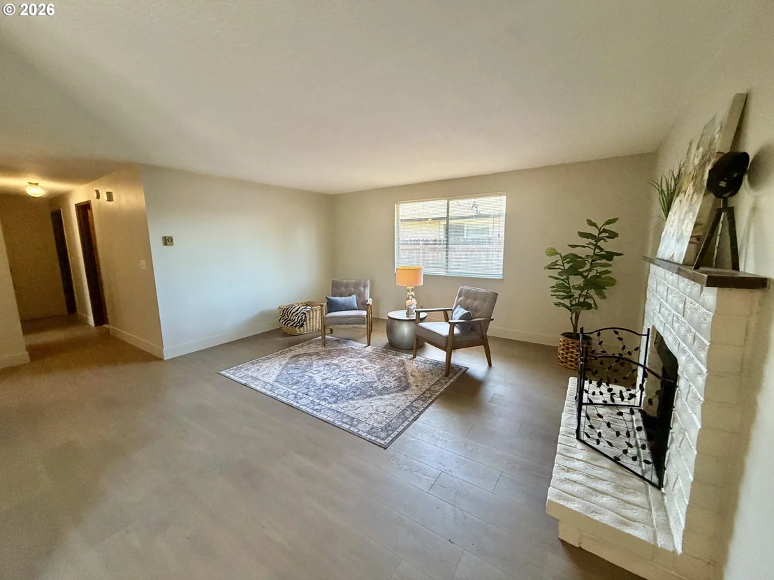 Photo of 4478 HILTON DR