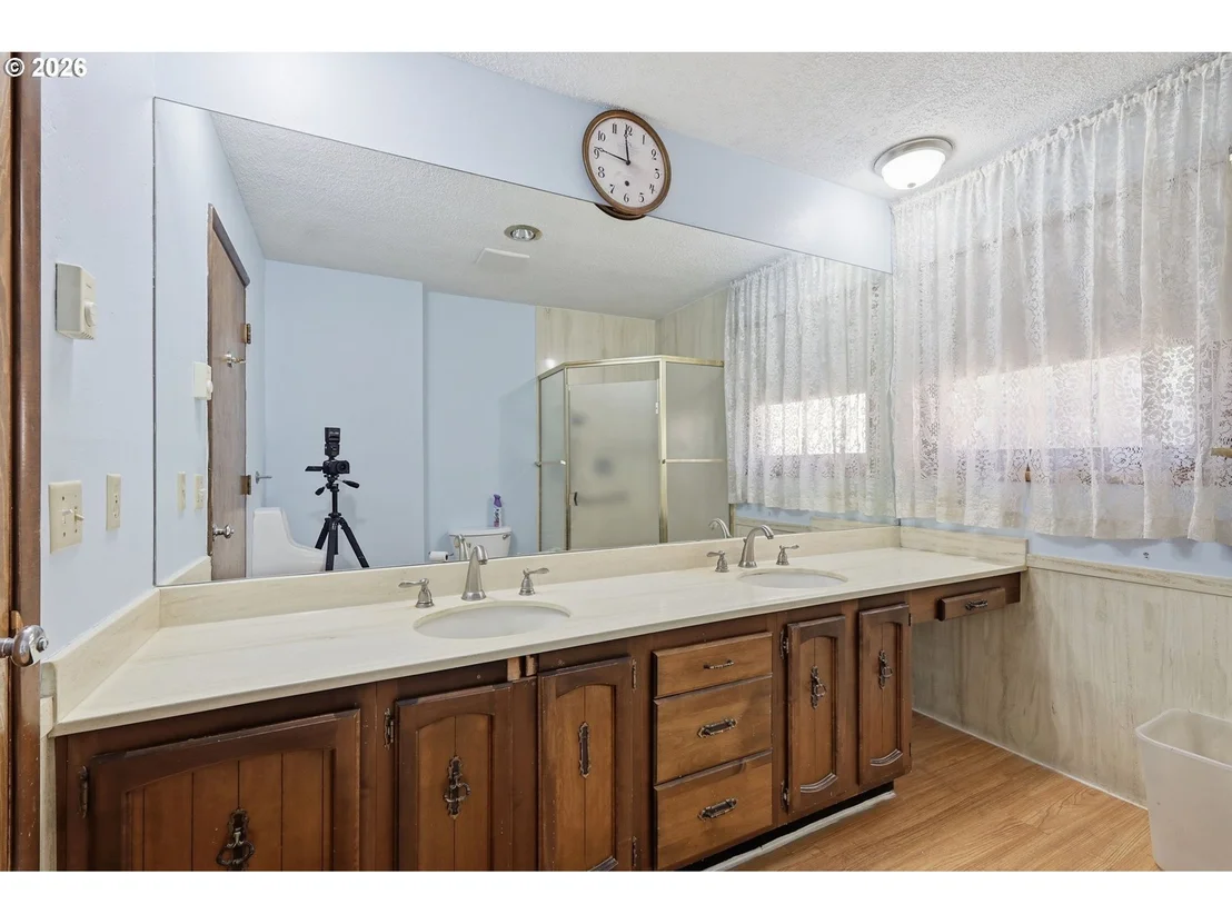 Photo of 1030 1ST PL
