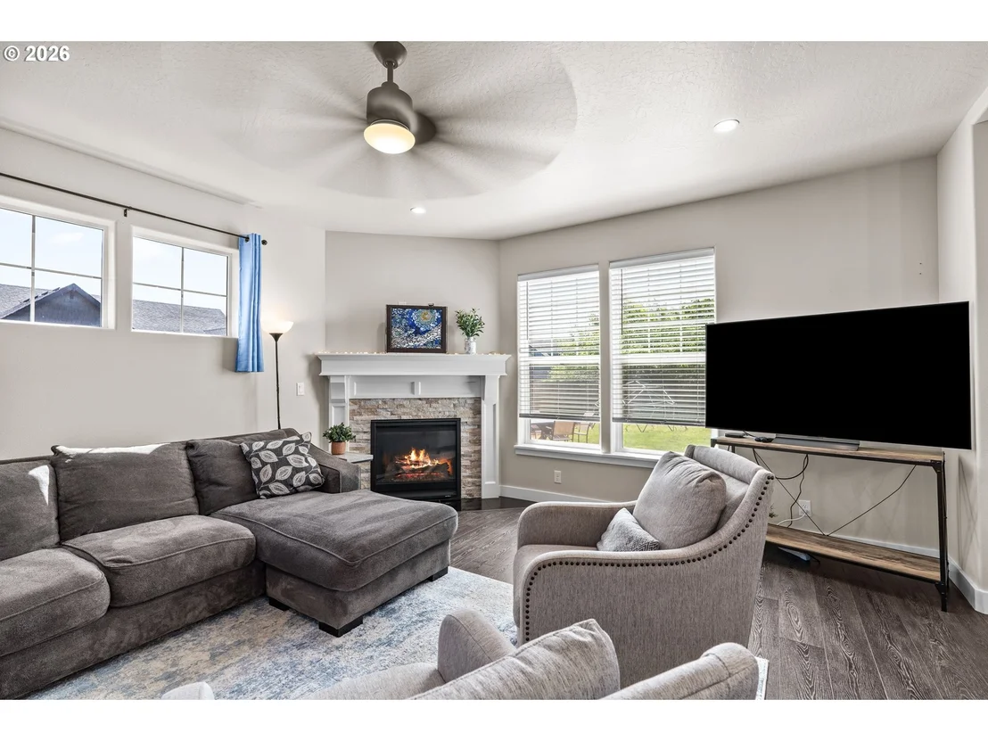 Photo of 1810 CEDAR BROOK DR