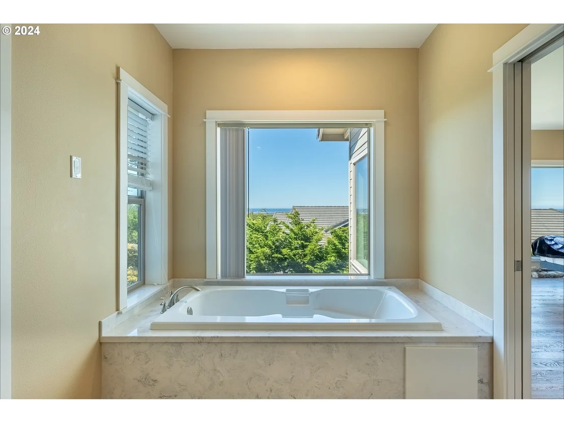 Photo of 21 TWIN TREE CT