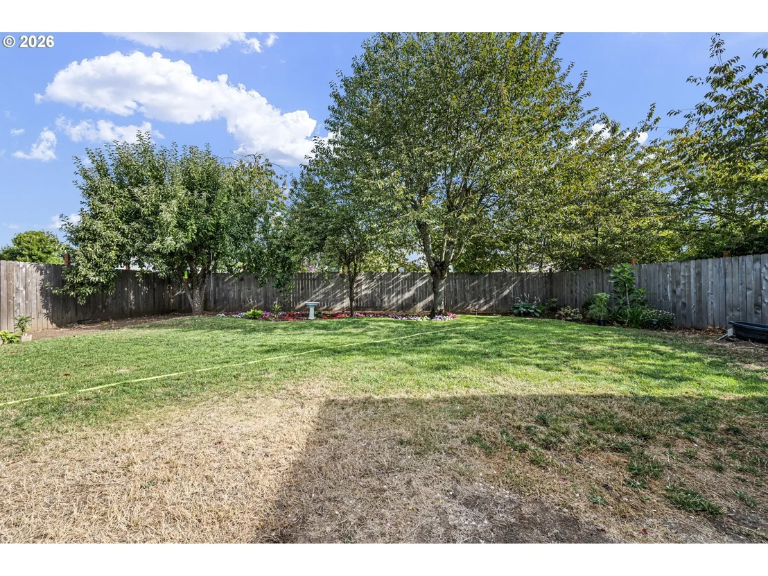 Photo of 518 SCOTTS GLEN DR