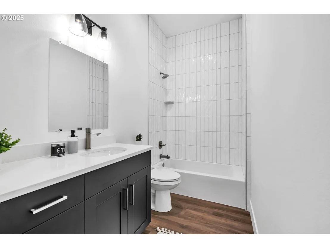 Photo of 177 E 20TH AVE
