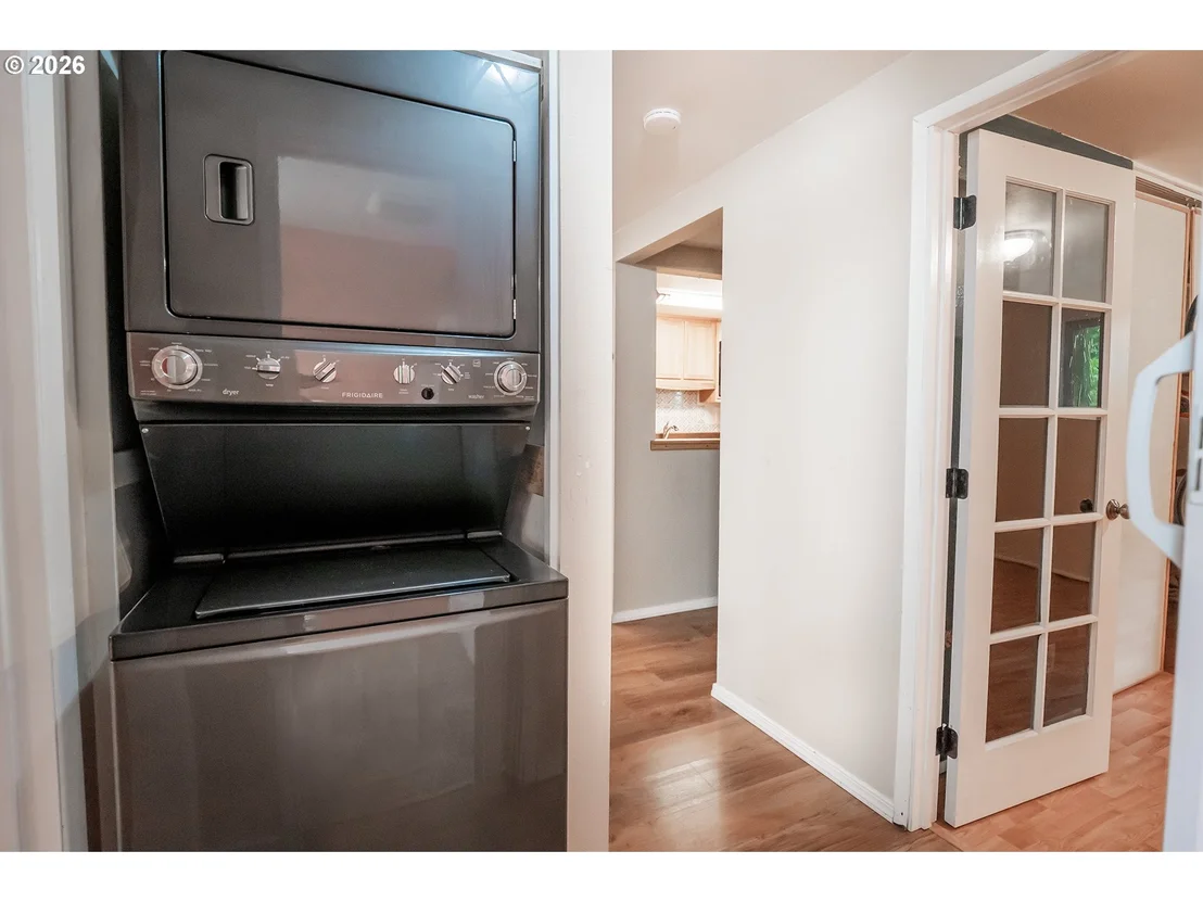 Photo of Unit C at 4047 DONALD ST