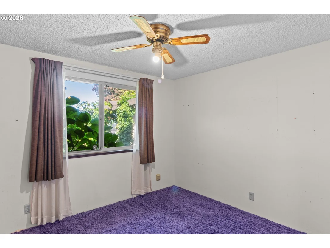 Photo of 475 PINEDALE AVE
