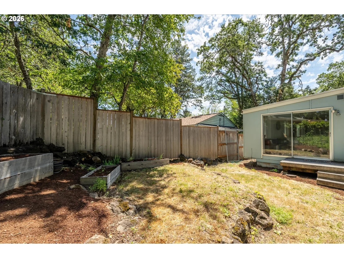 Photo of 190 W 36TH AVE