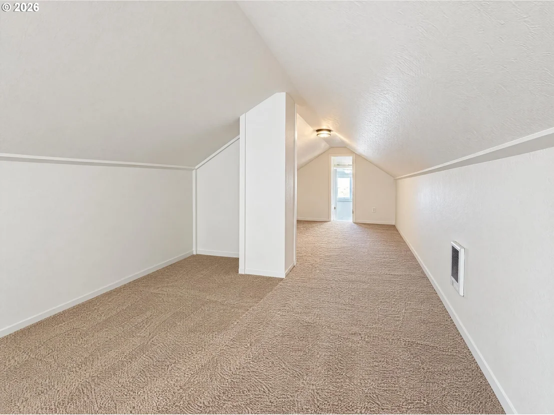 Photo of 1341 N CLARK ST