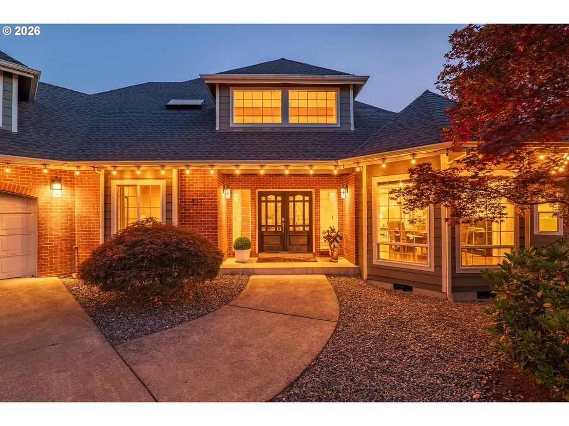 Photo of 317 AKER DR
