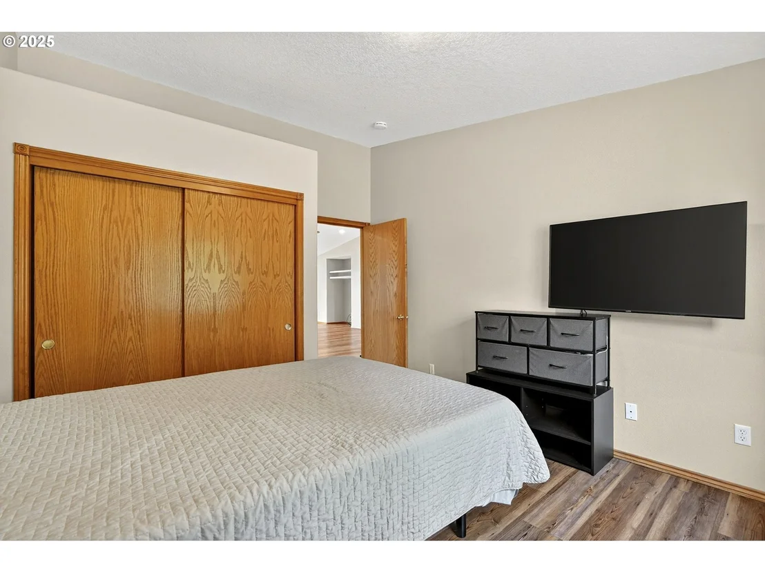 Photo of 42101 SE LOCKSMITH LN