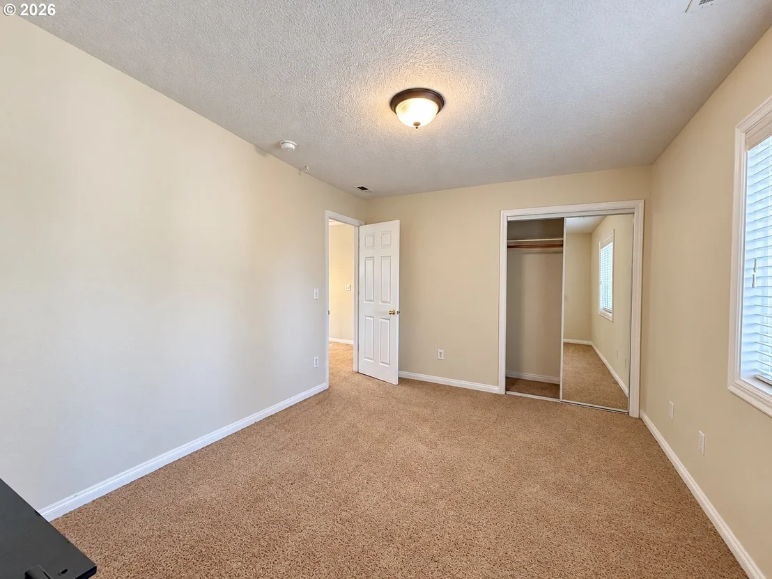 Photo of 3293 SOUTHVIEW DR