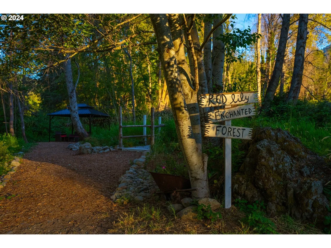Photo of 11777 Highway 238