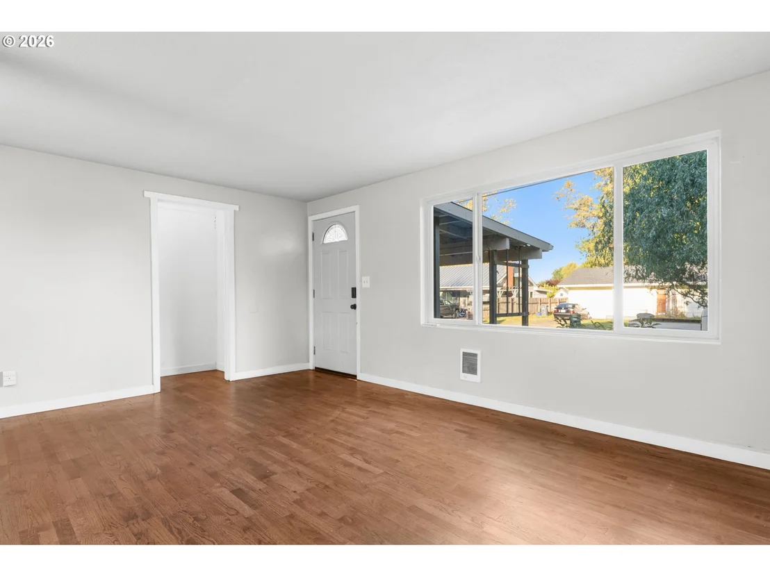 Photo of 1990 GARFIELD ST