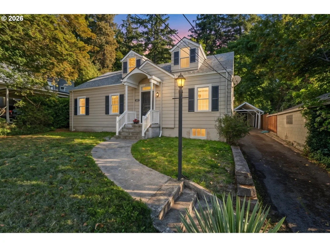 Photo of 2260 E 15TH AVE