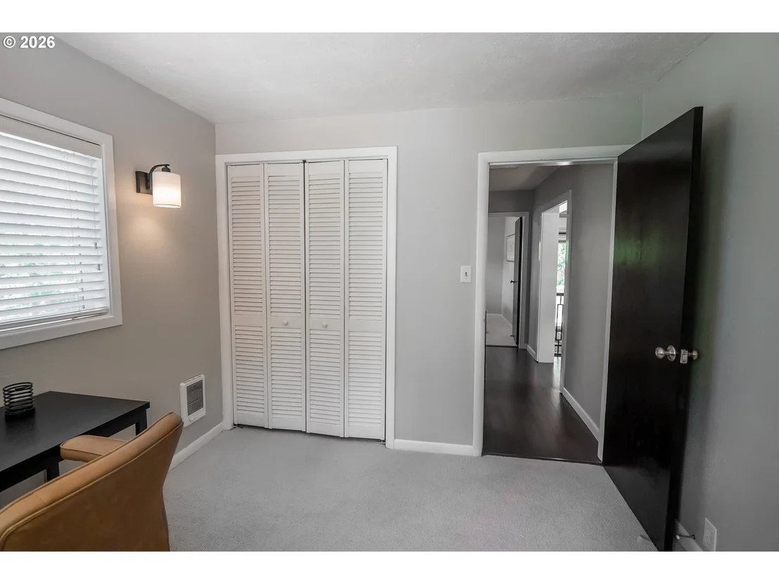 Photo of 1400 W 40TH AVE