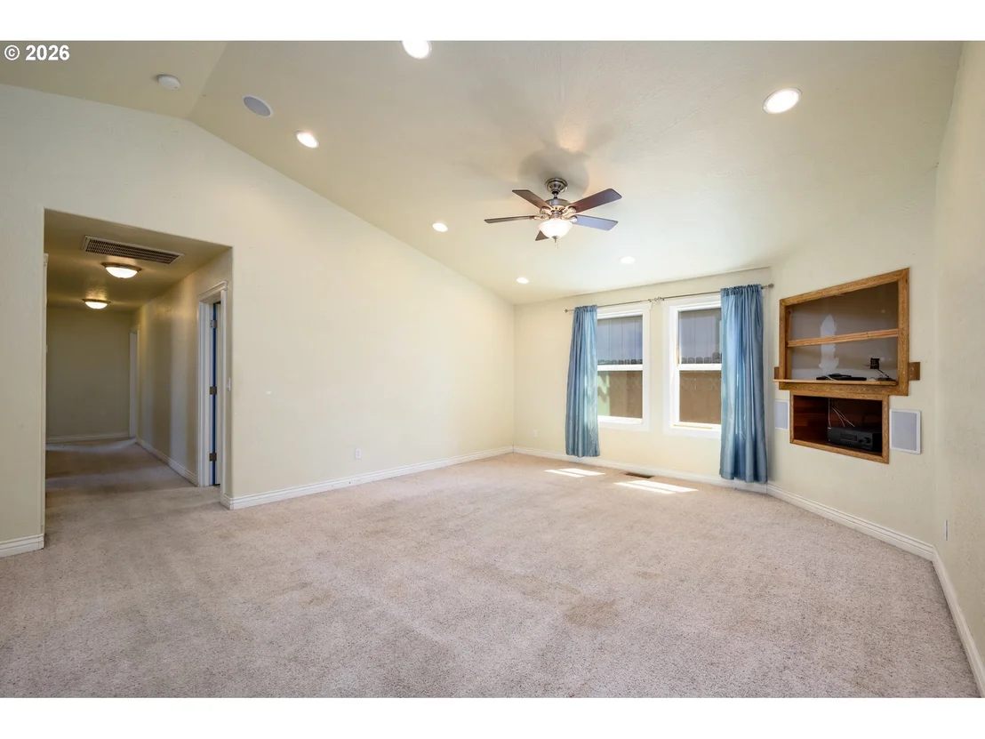 Photo of 356 SETHER AVE
