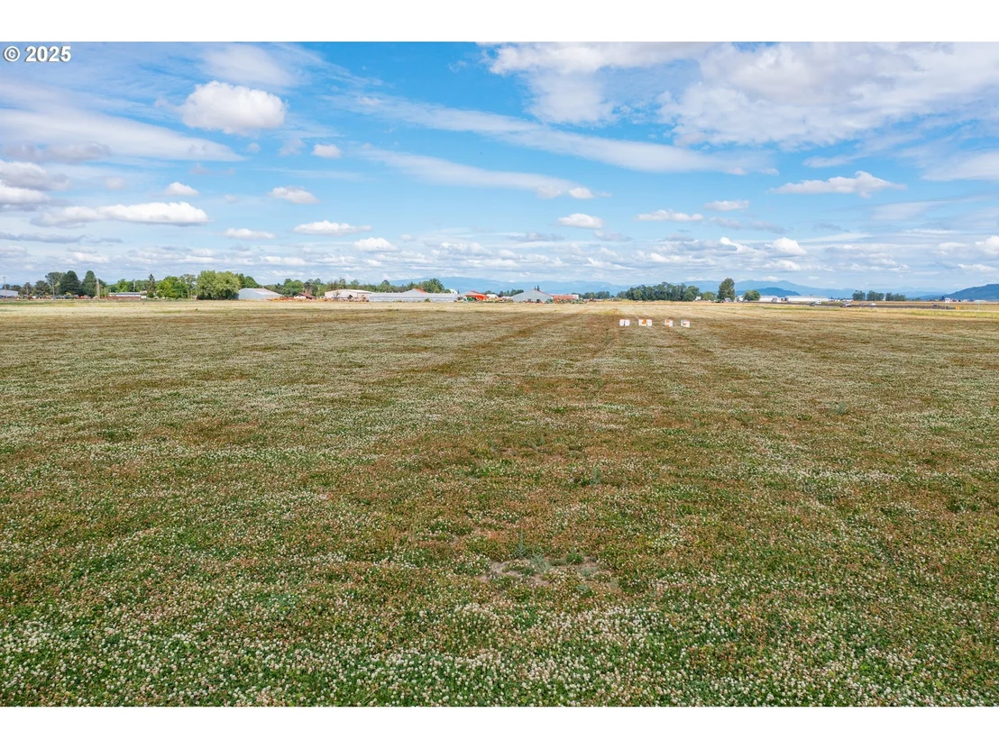 Photo of 32320 Highway 34