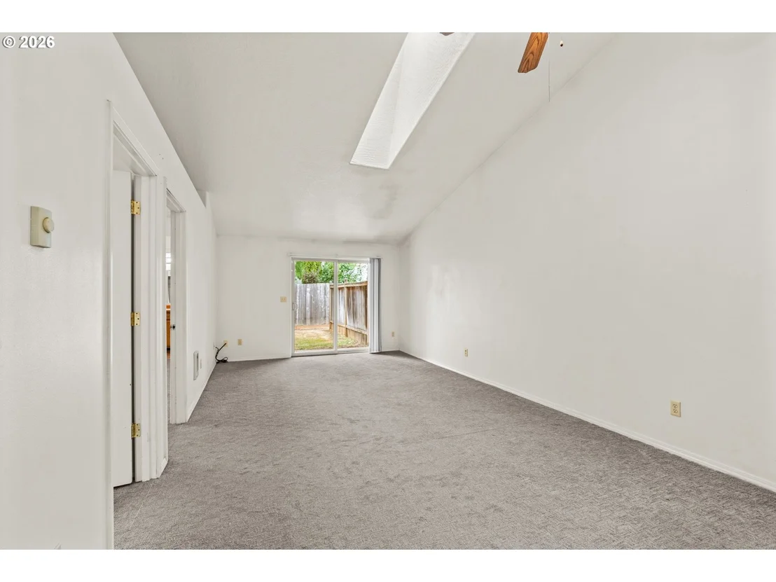 Photo of 630 BENJAMIN AVE
