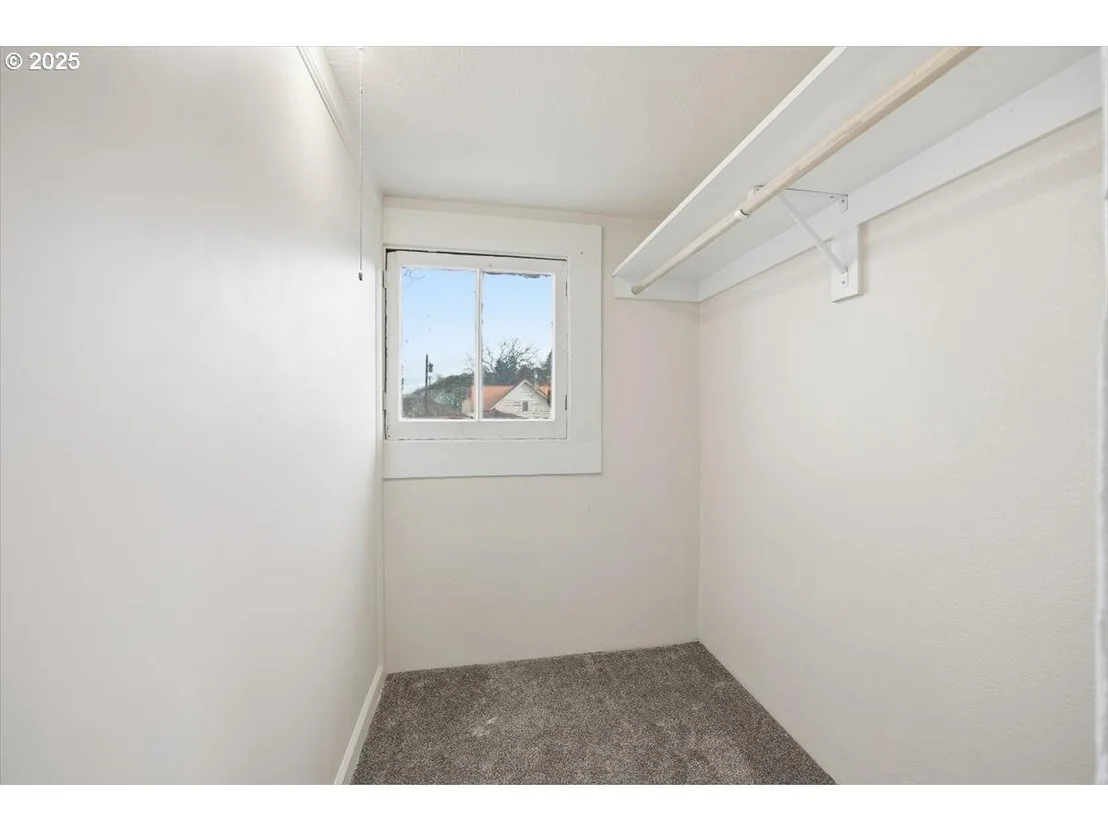 Photo of 606 SW 2ND ST
