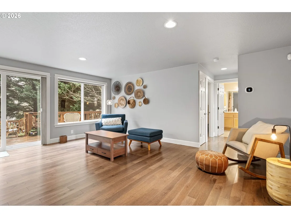Photo of 3368 BENTLEY AVE