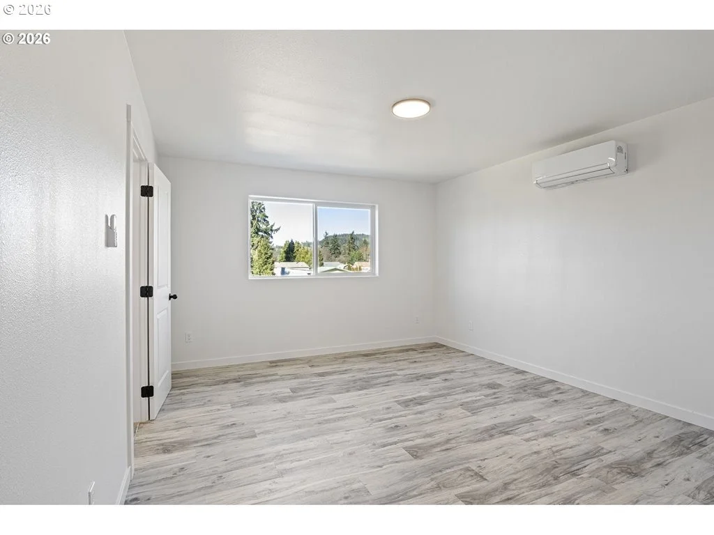 Photo of 172 ALLISON AVE