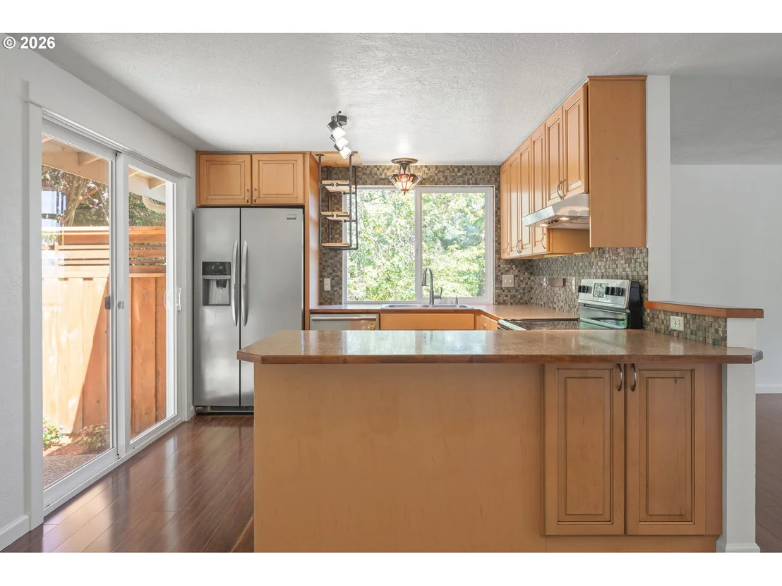 Photo of 583 LOCHMOOR PL
