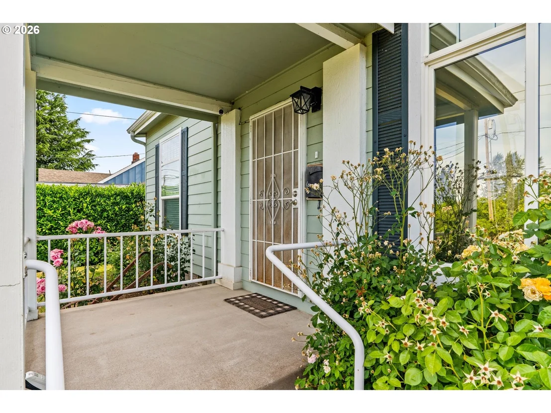 Photo of 2335 WILBUR AVE