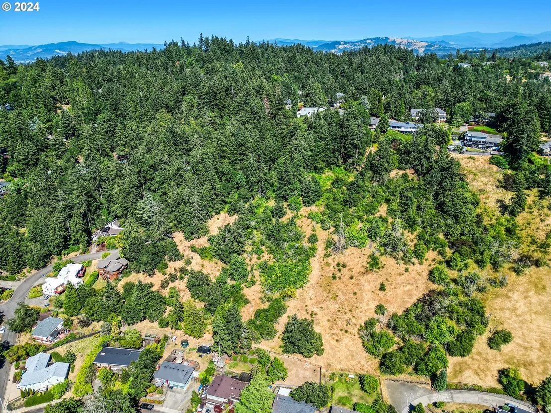 Photo of E 38TH AVE