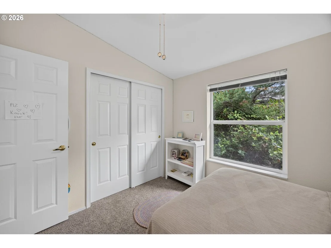 Photo of 438 SHERWOOD LOOP