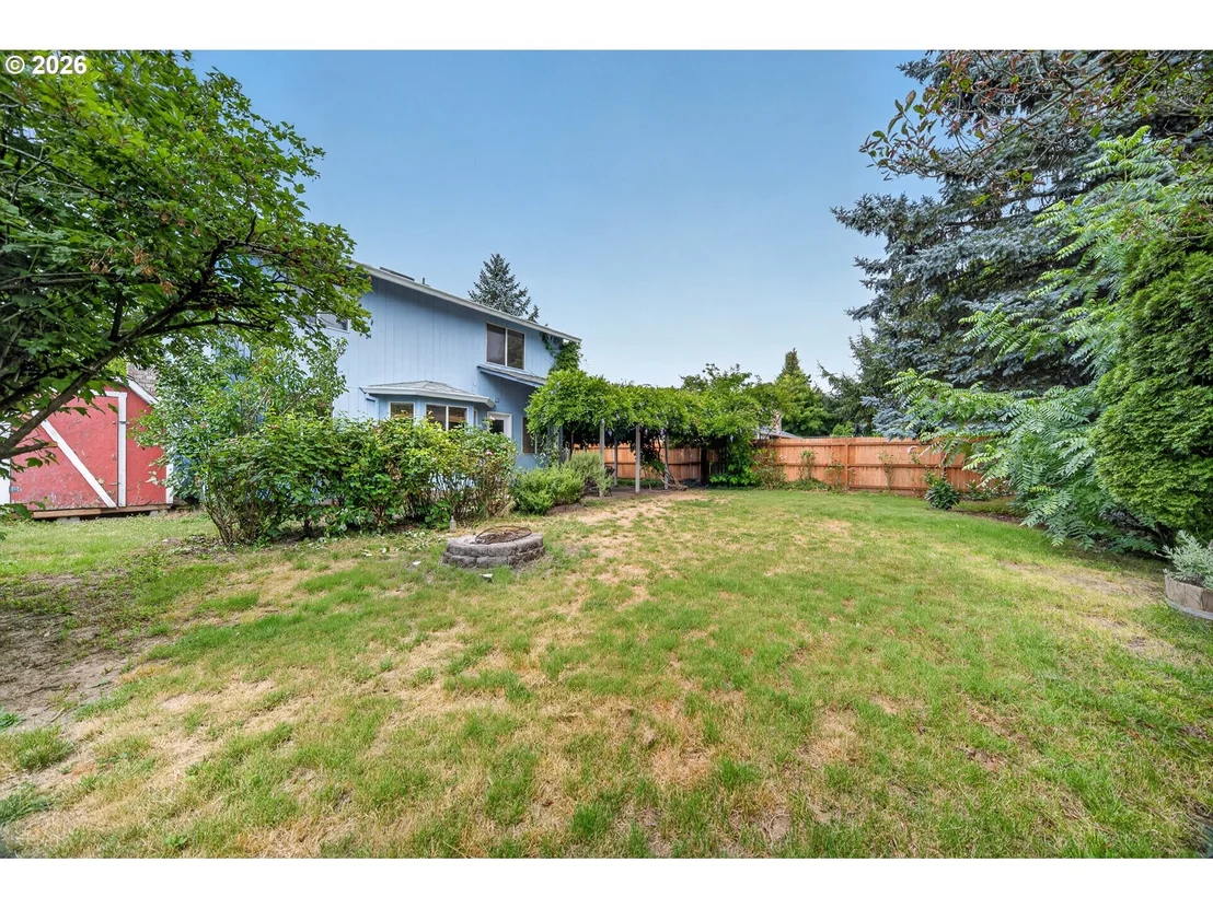Photo of 212 SUNSET DR