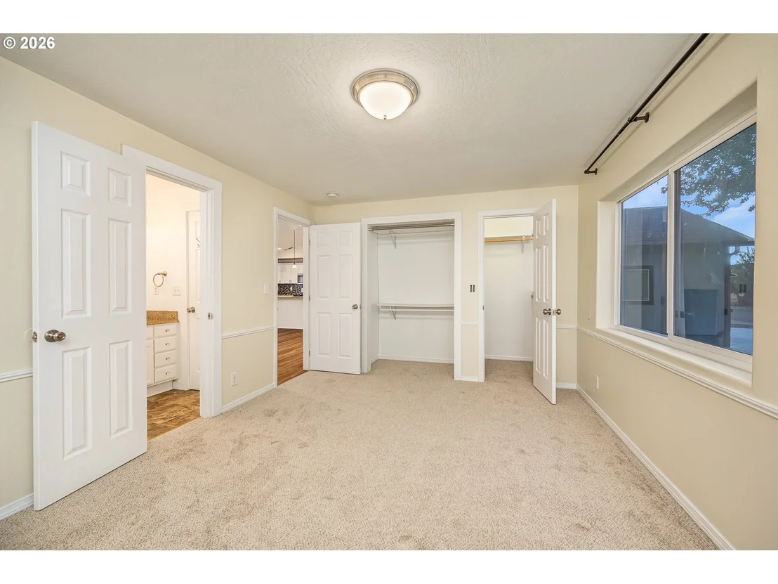 Photo of 3990 DOUGLAS DR