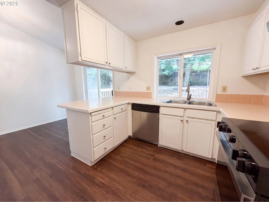 Photo of 845 SE 8TH ST