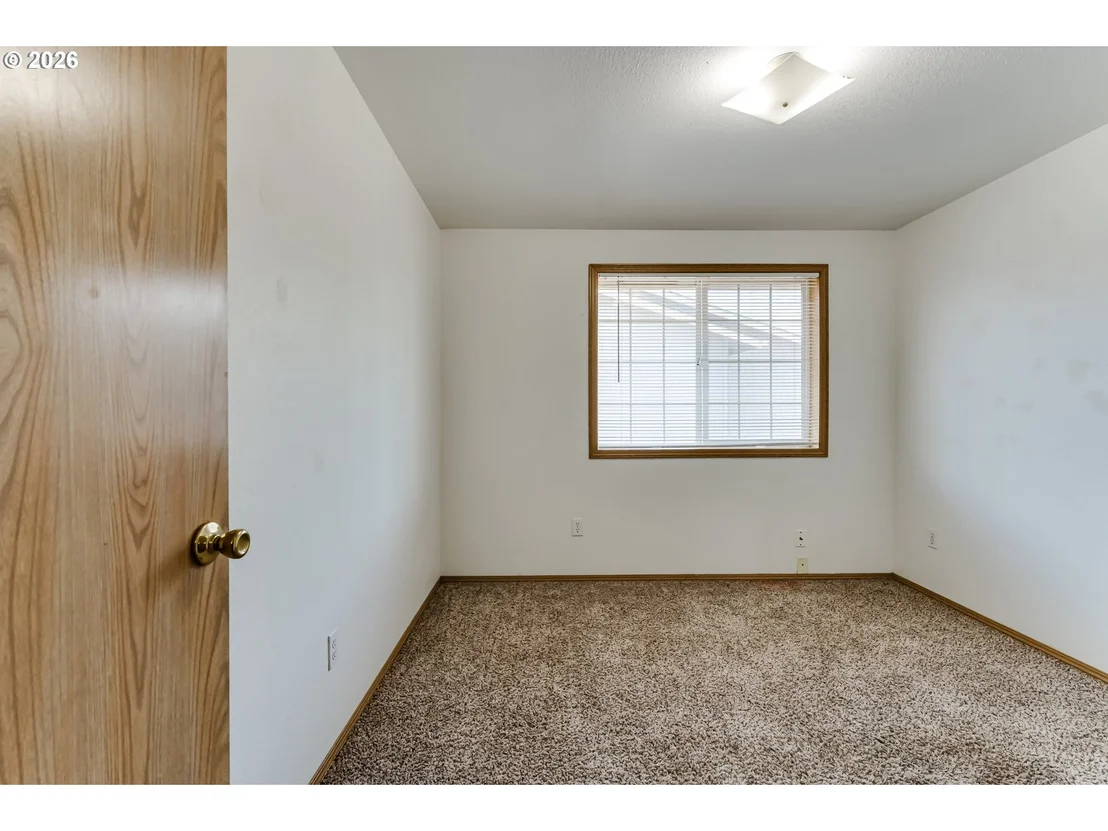 Photo of 112 LEA AVE