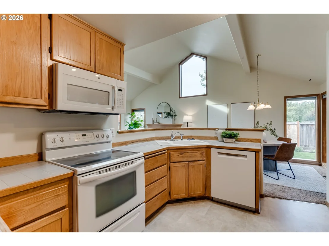 Photo of 3850 LANCASTER DR