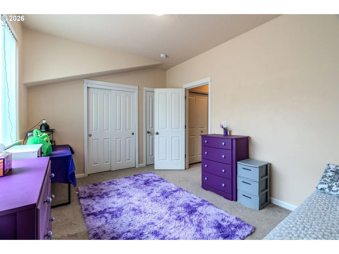 Photo of 866 NW COUNCIL DR
